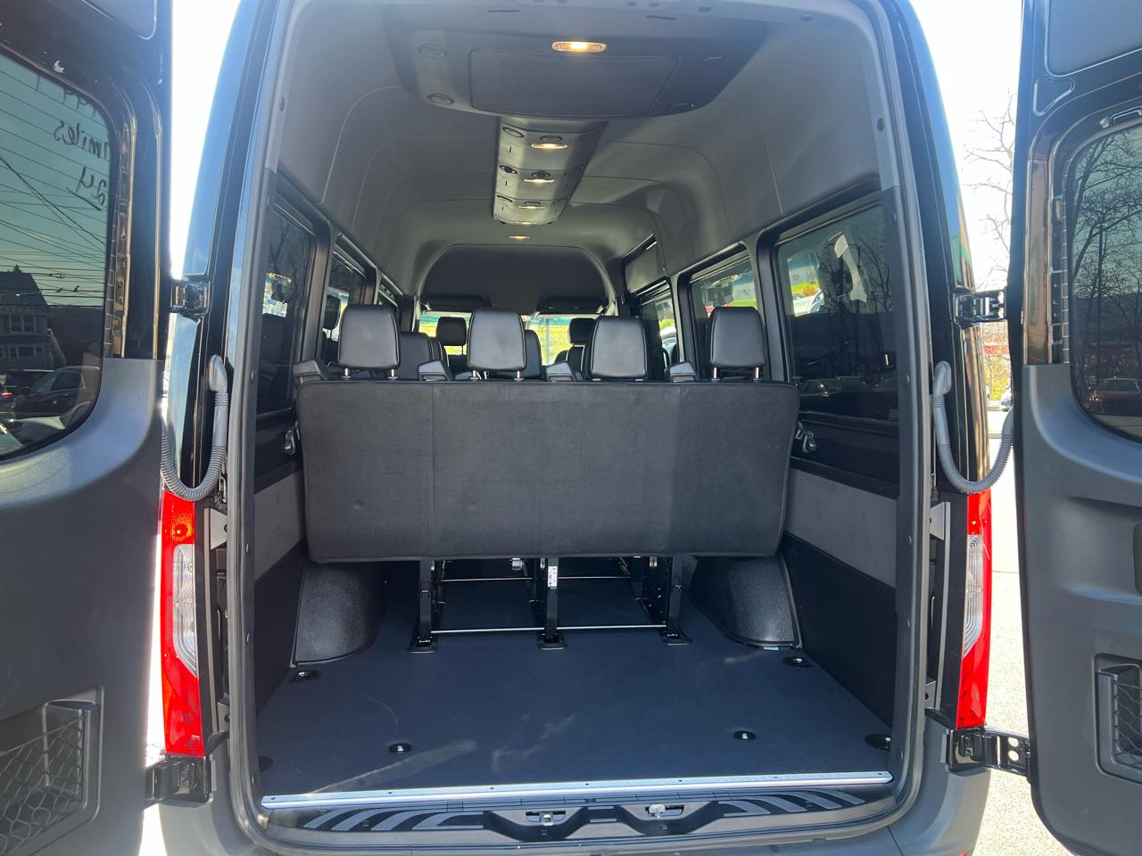 Mercedes-Benz Sprinter Passenger Van 2500 High Roof I4 Diesel HO 170" RWD 2024