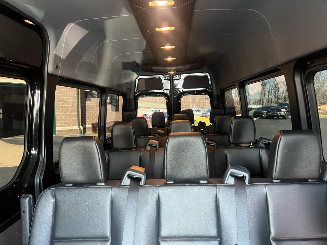 Mercedes-Benz Sprinter Passenger Van 2500 High Roof I4 Diesel HO 170" RWD 2024