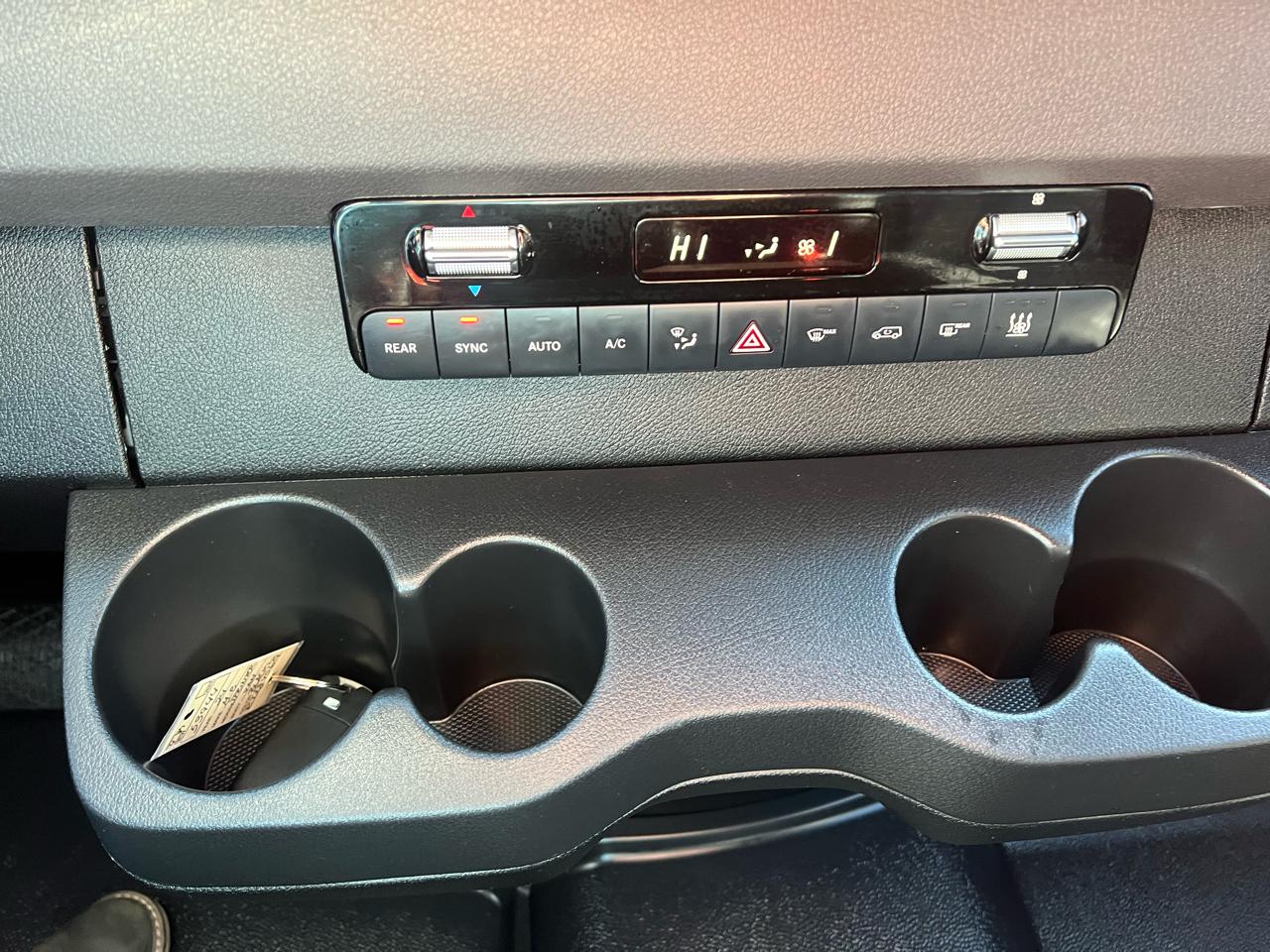 Mercedes-Benz Sprinter Passenger Van 2500 High Roof I4 Diesel HO 170" RWD 2024