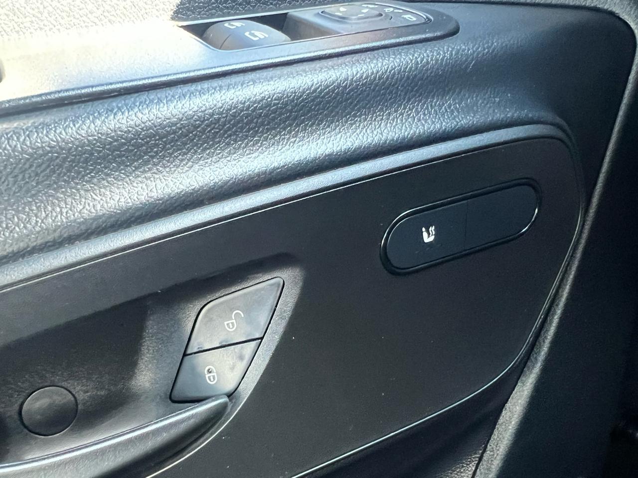 Mercedes-Benz Sprinter Passenger Van 2500 High Roof I4 Diesel HO 170" RWD 2024