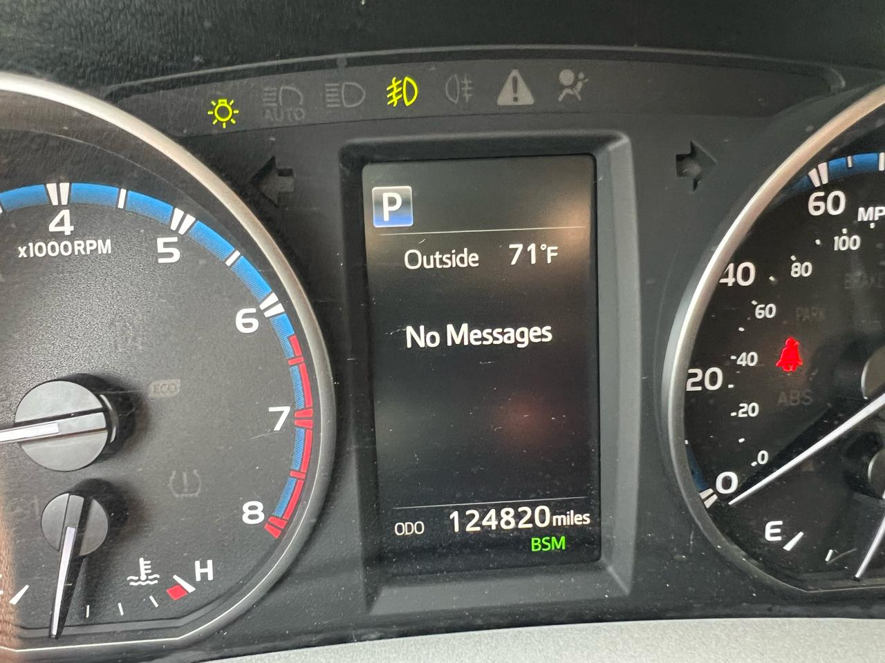 Toyota RAV4 Adventure AWD (Natl) 2018