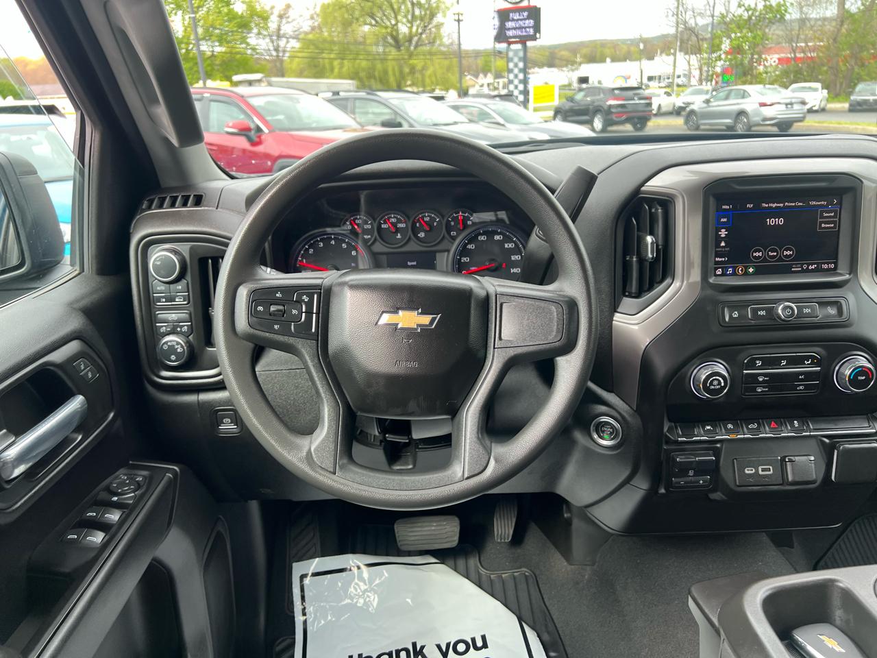 Chevrolet Silverado 1500 4WD Crew Cab 147" Custom 2023