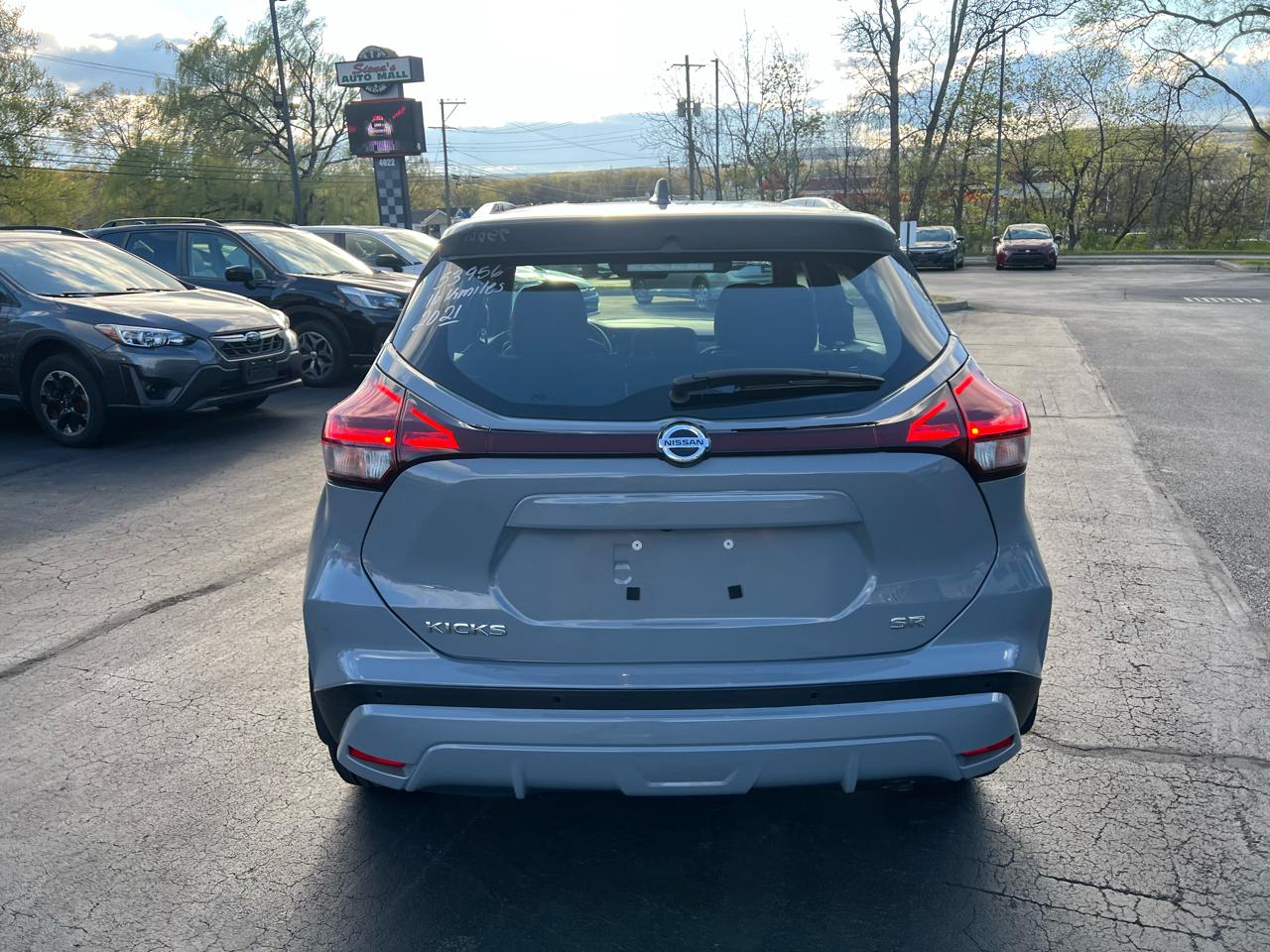 Nissan Kicks SR FWD 2021