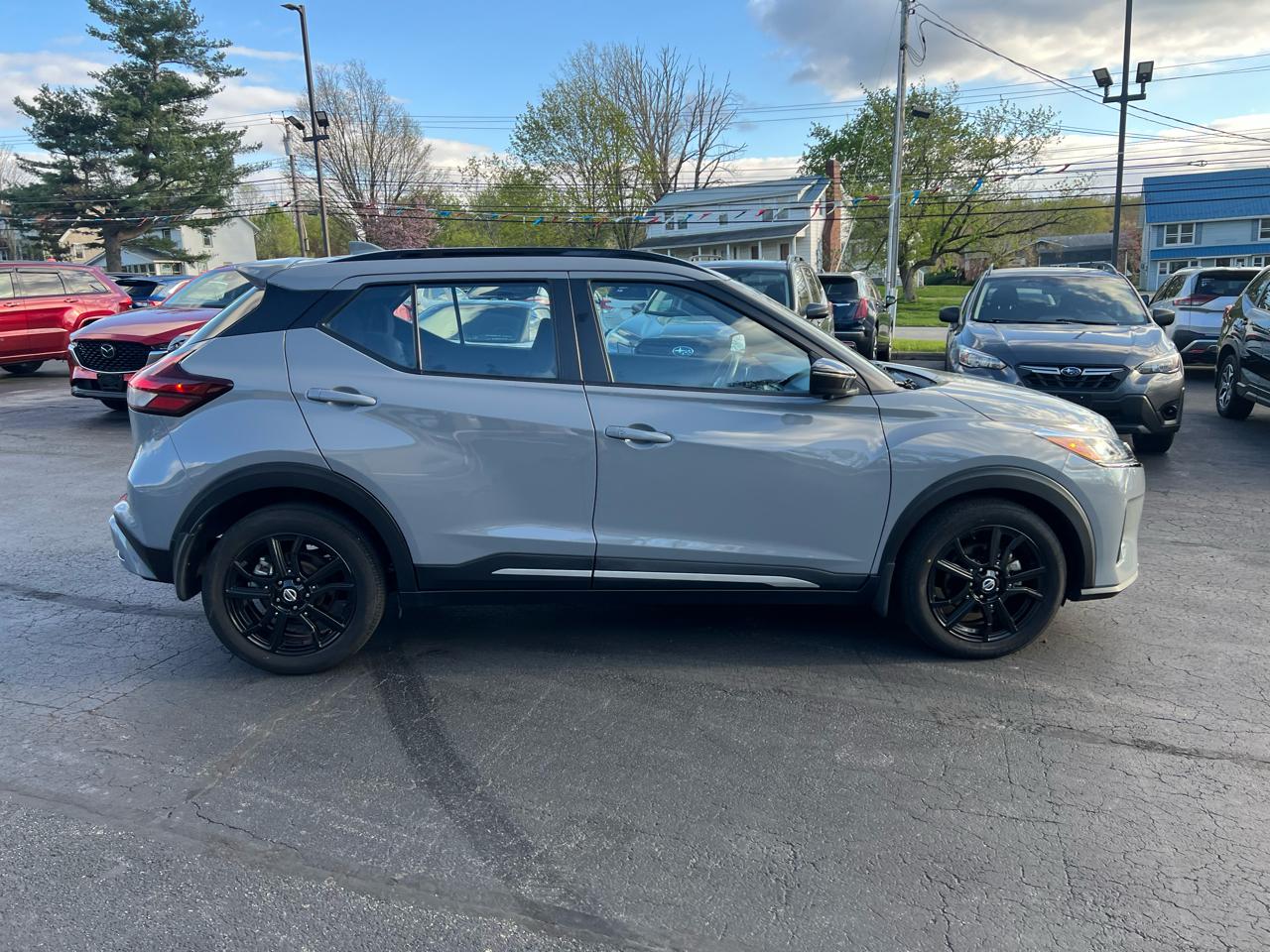 Nissan Kicks SR FWD 2021