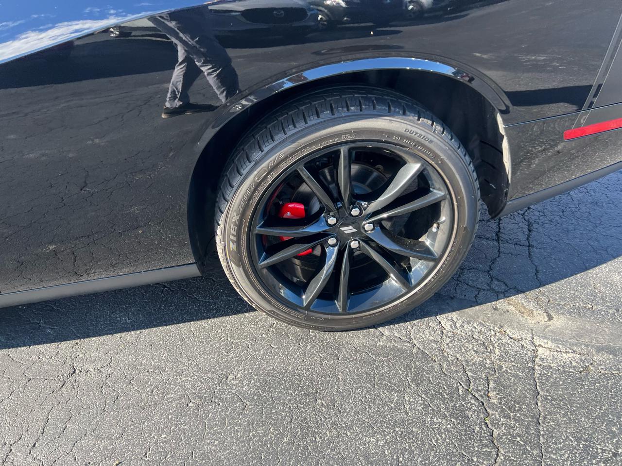 Dodge Challenger R/T RWD 2018