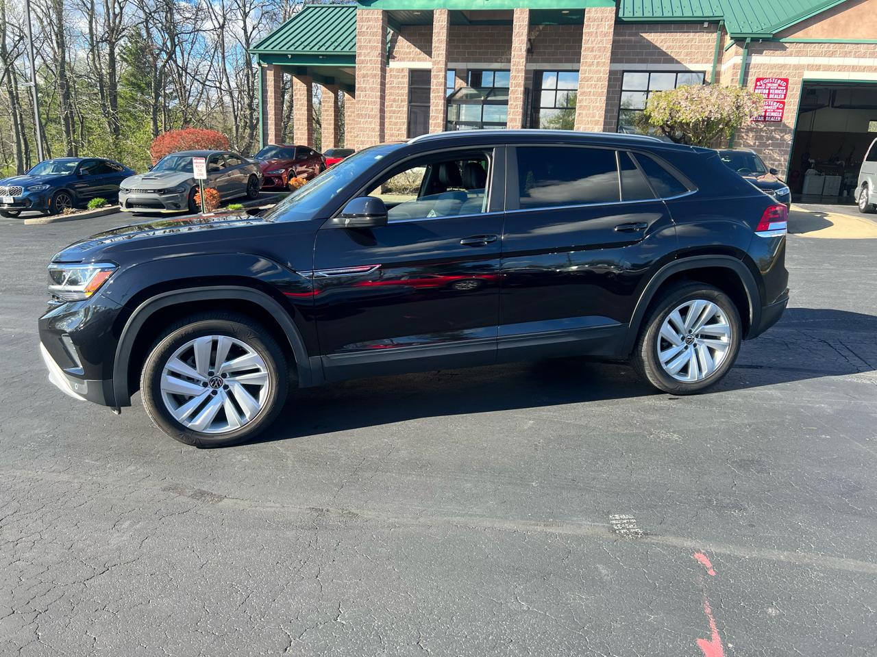 Volkswagen Atlas Cross Sport 3.6L V6 SE w/Technology 4MOTION 2022