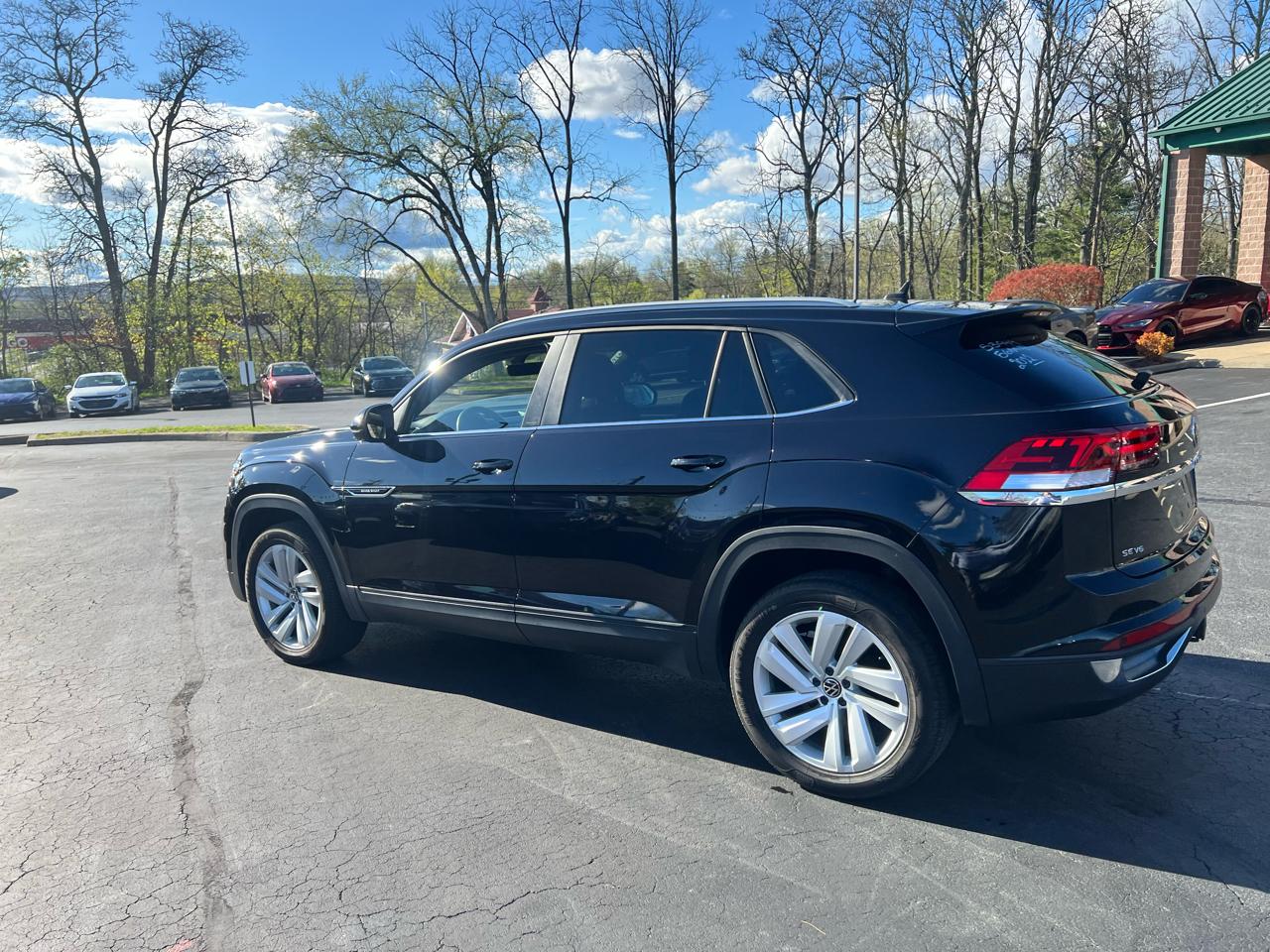 Volkswagen Atlas Cross Sport 3.6L V6 SE w/Technology 4MOTION 2022