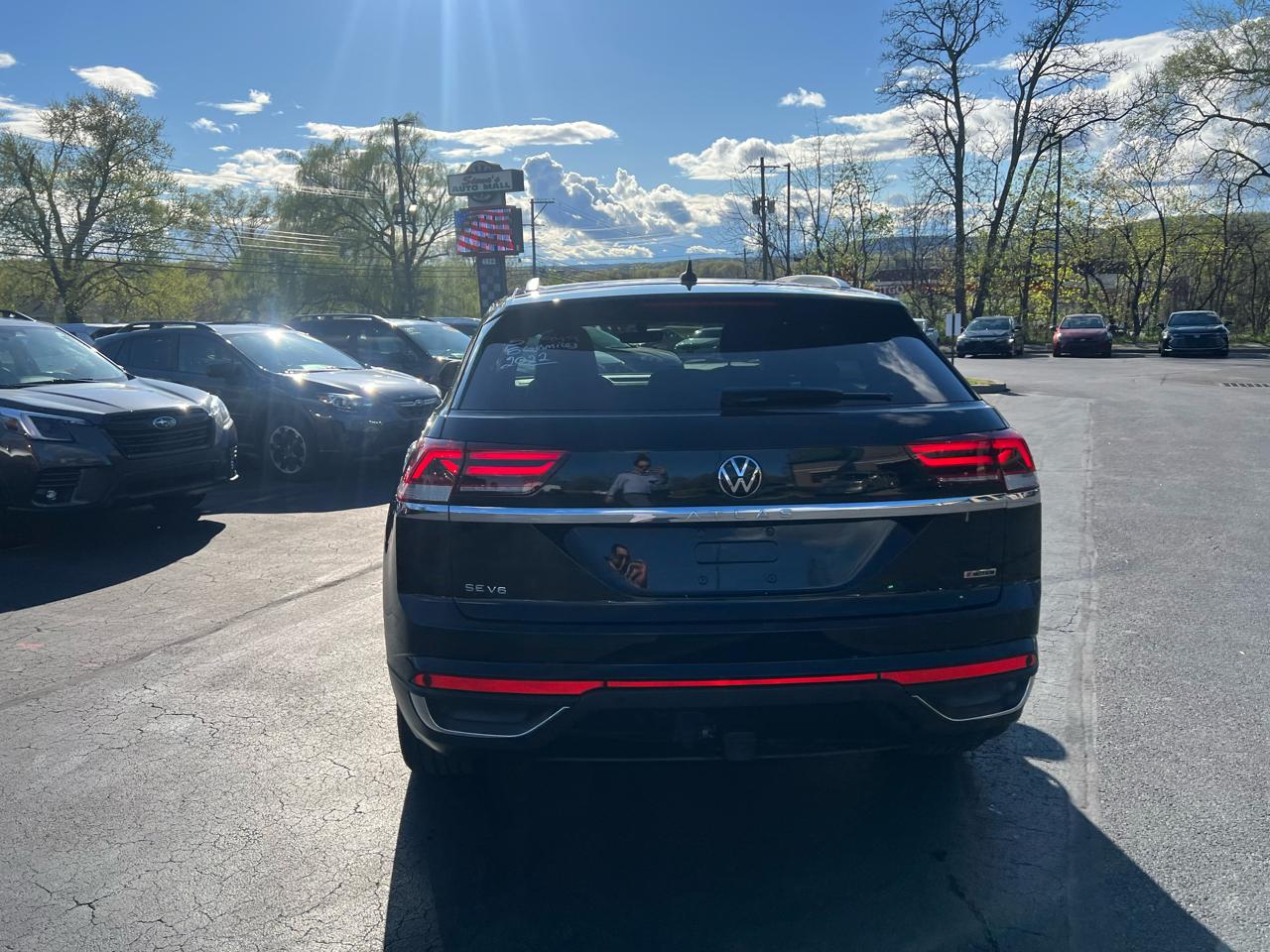 Volkswagen Atlas Cross Sport 3.6L V6 SE w/Technology 4MOTION 2022