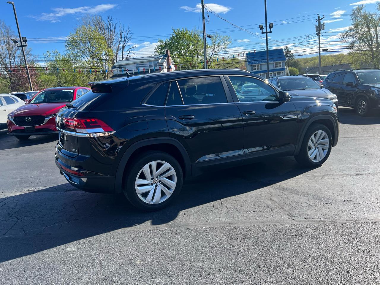 Volkswagen Atlas Cross Sport 3.6L V6 SE w/Technology 4MOTION 2022