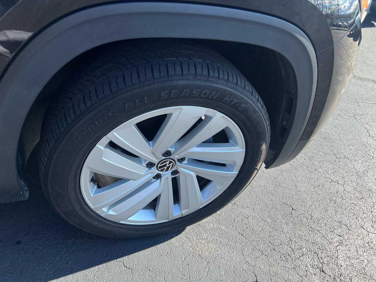 Volkswagen Atlas Cross Sport 3.6L V6 SE w/Technology 4MOTION 2022