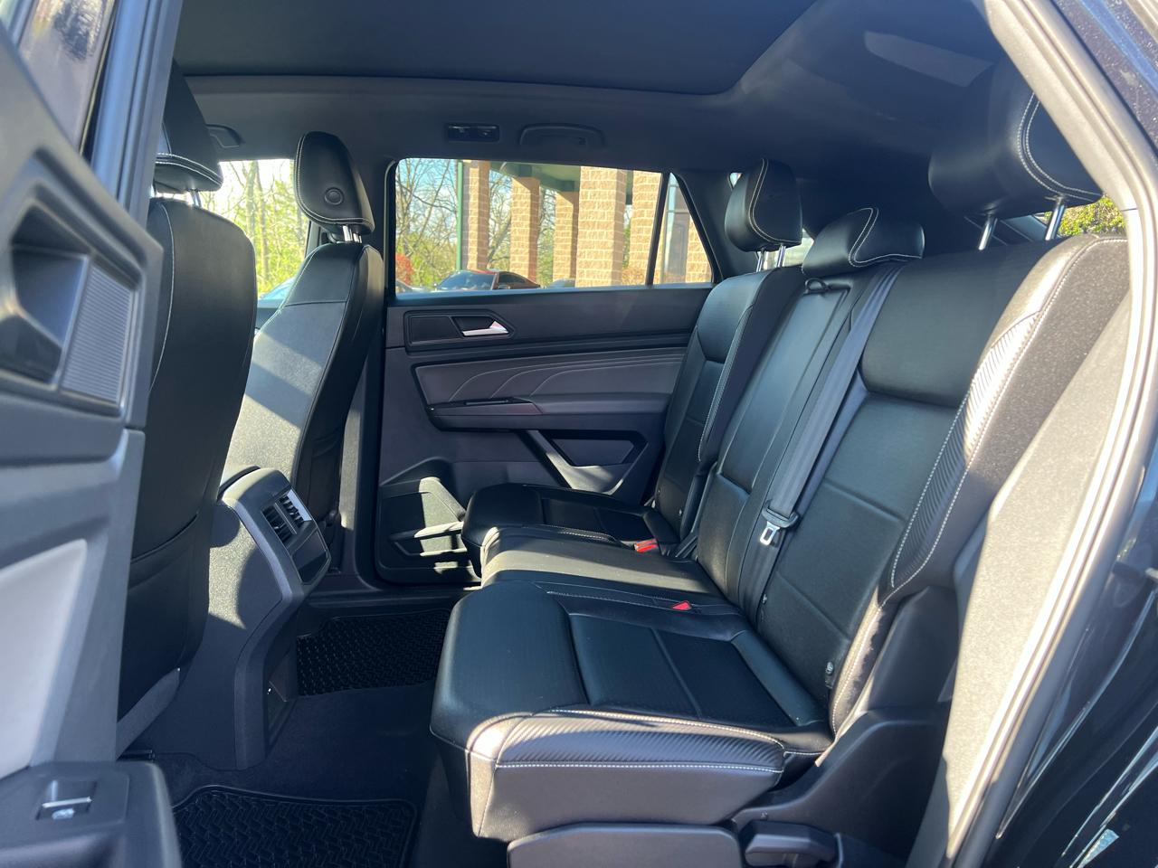 Volkswagen Atlas Cross Sport 3.6L V6 SE w/Technology 4MOTION 2022