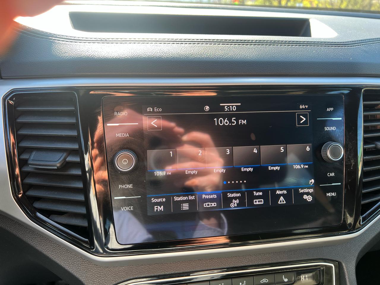 Volkswagen Atlas Cross Sport 3.6L V6 SE w/Technology 4MOTION 2022