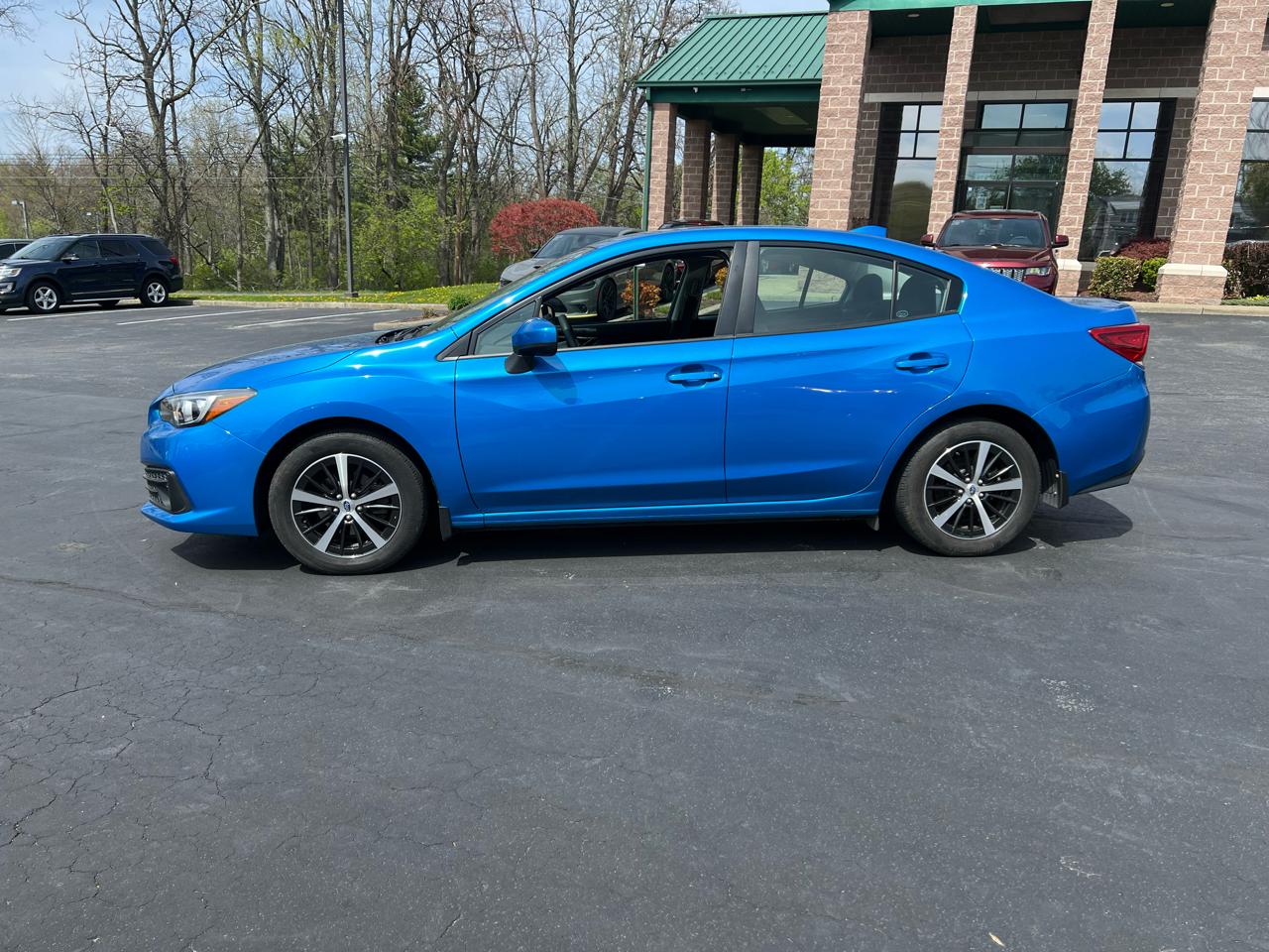 Subaru Impreza Premium 4-door CVT 2021
