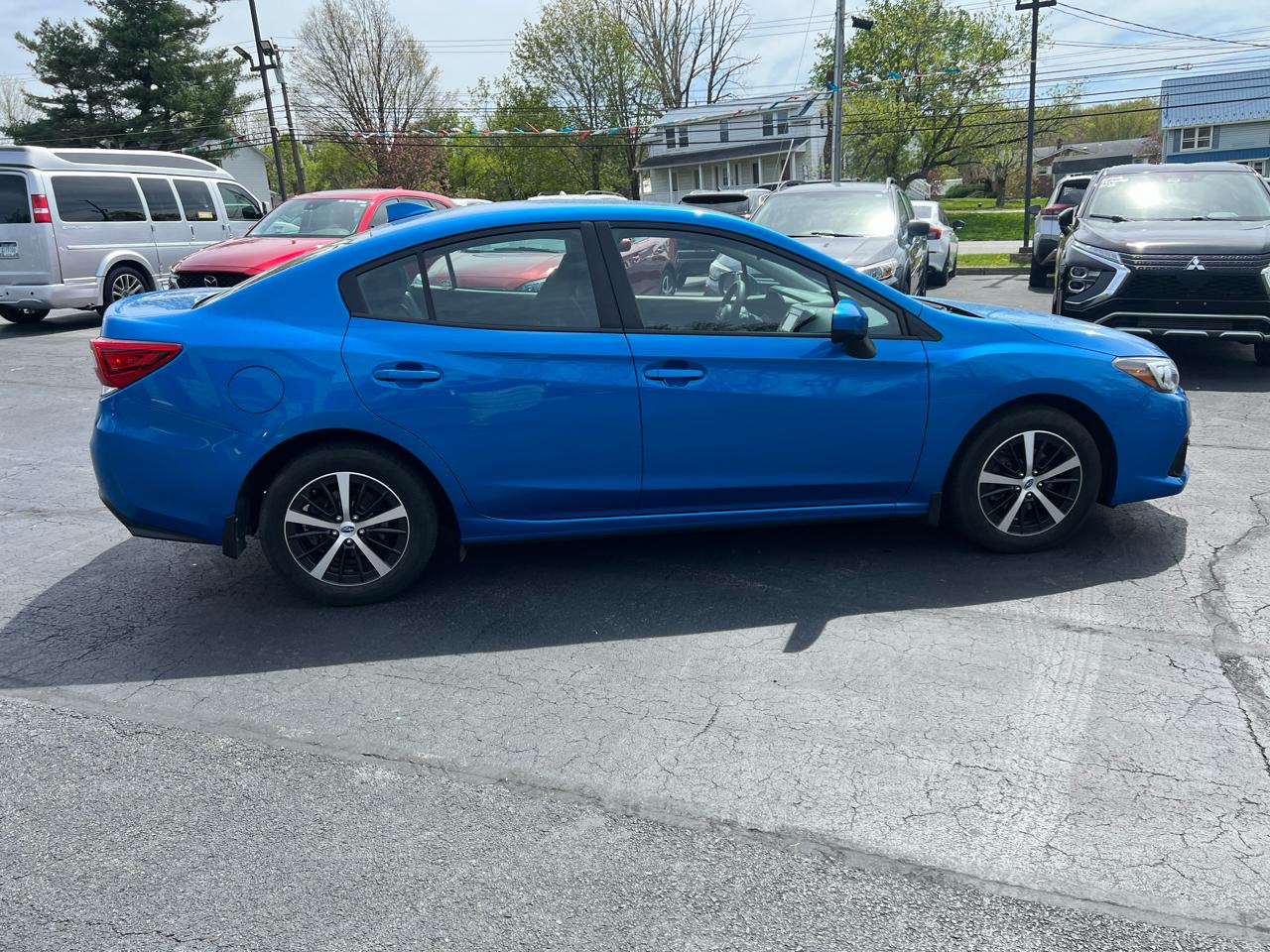 Subaru Impreza Premium 4-door CVT 2021