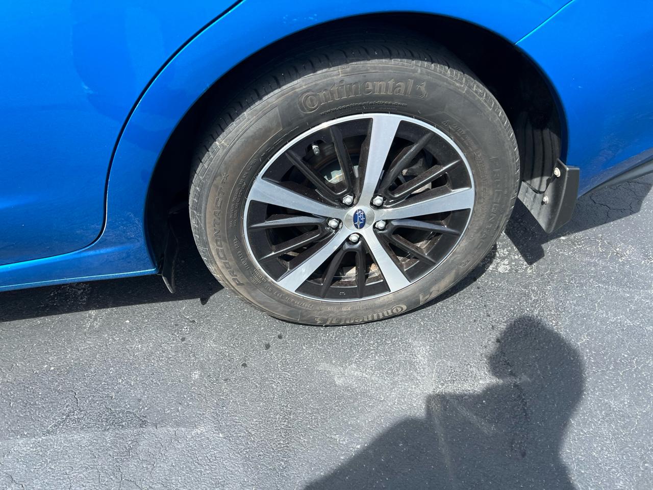 Subaru Impreza Premium 4-door CVT 2021