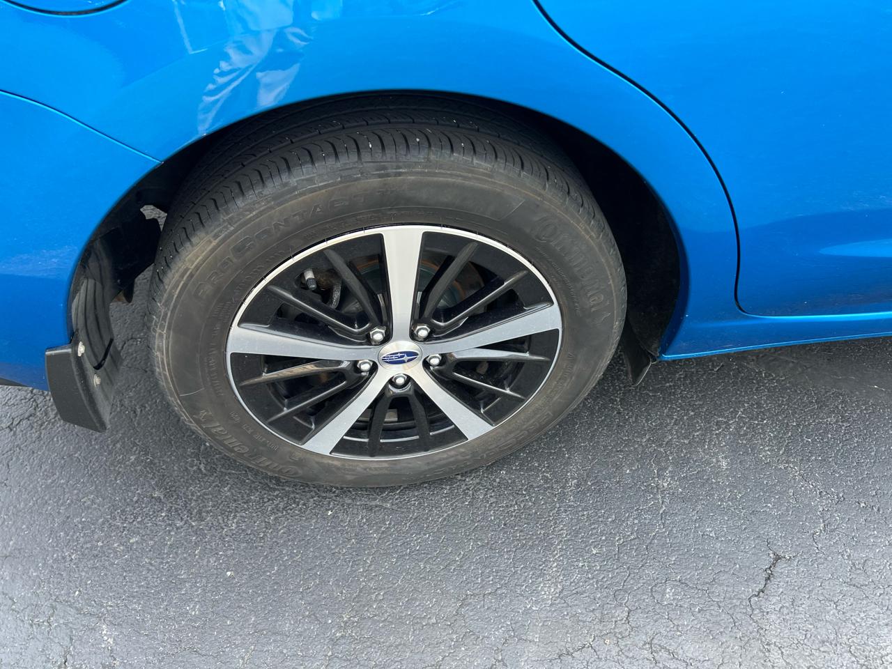 Subaru Impreza Premium 4-door CVT 2021