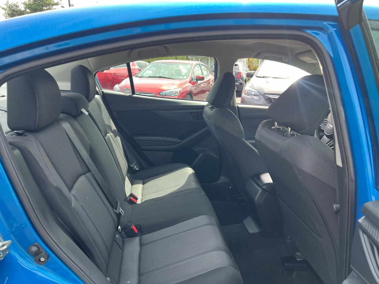 Subaru Impreza Premium 4-door CVT 2021