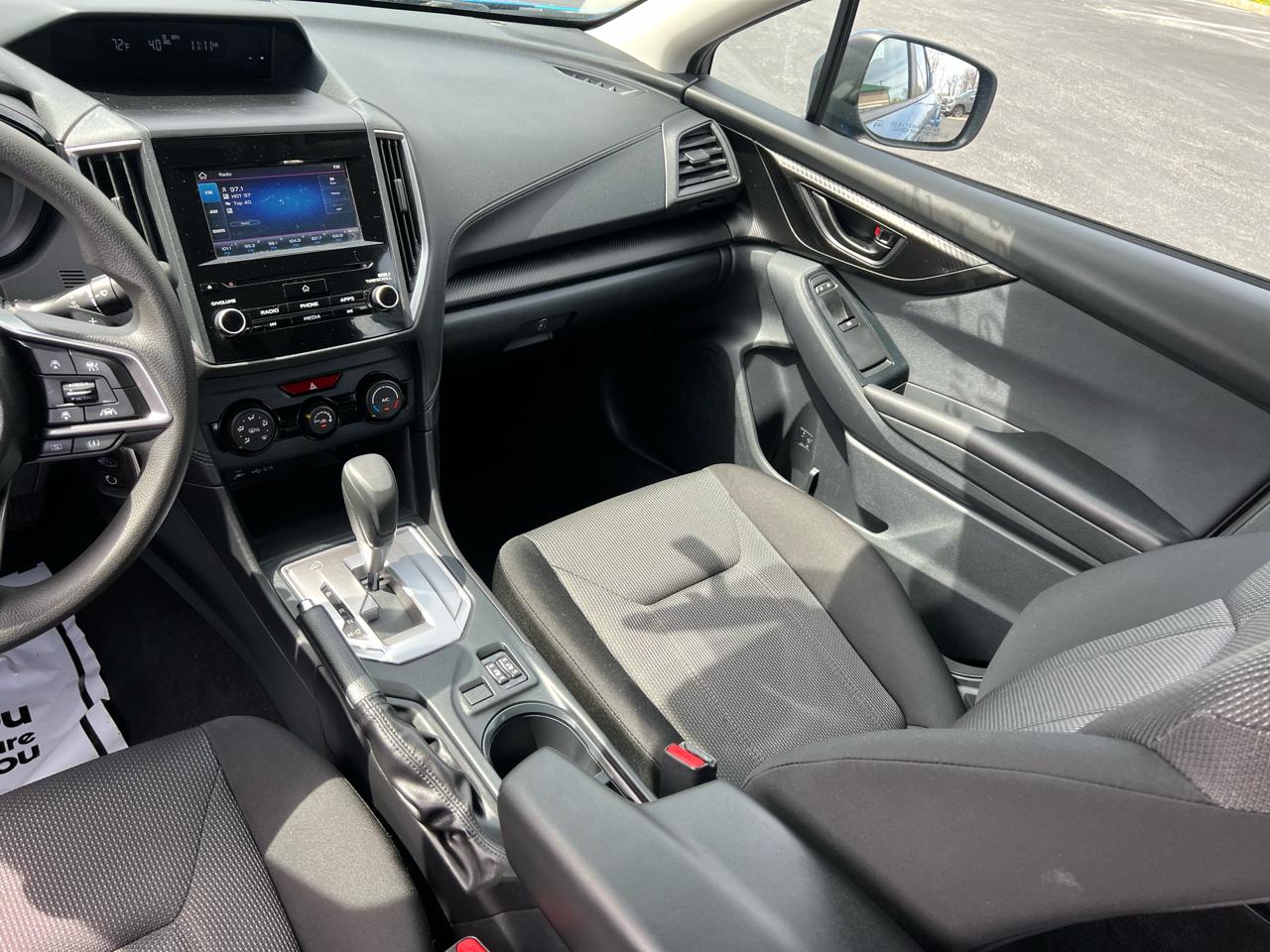 Subaru Impreza Premium 4-door CVT 2021