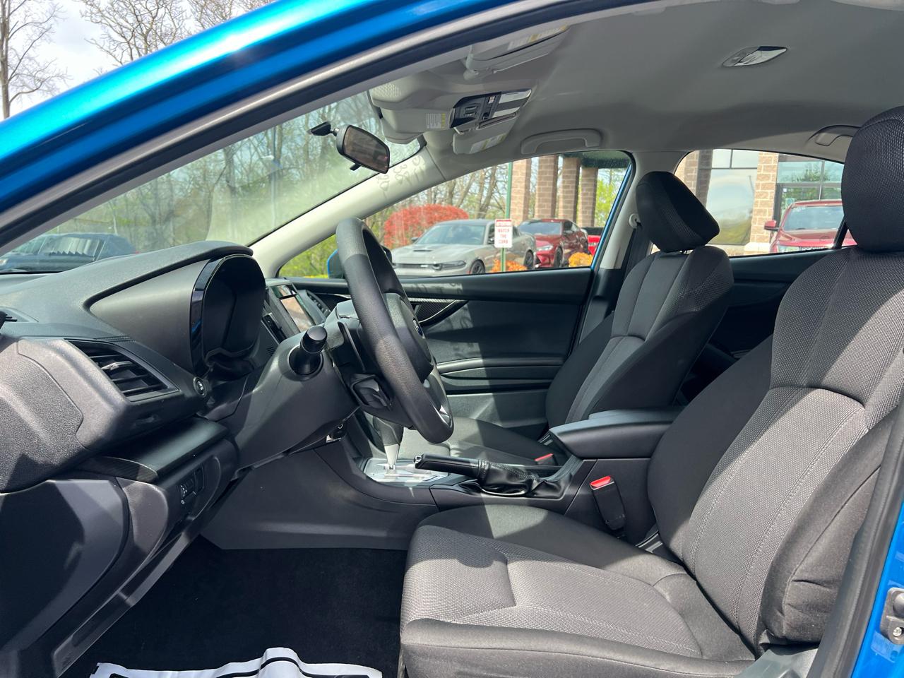 Subaru Impreza Premium 4-door CVT 2021