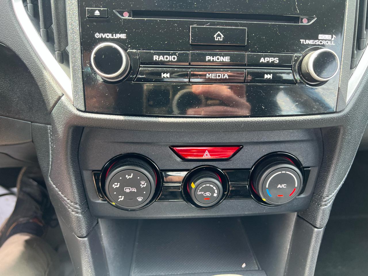 Subaru Impreza Premium 4-door CVT 2021