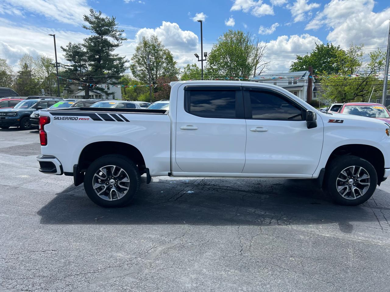 Chevrolet Silverado 1500 4WD Crew Cab 147" RST 2020