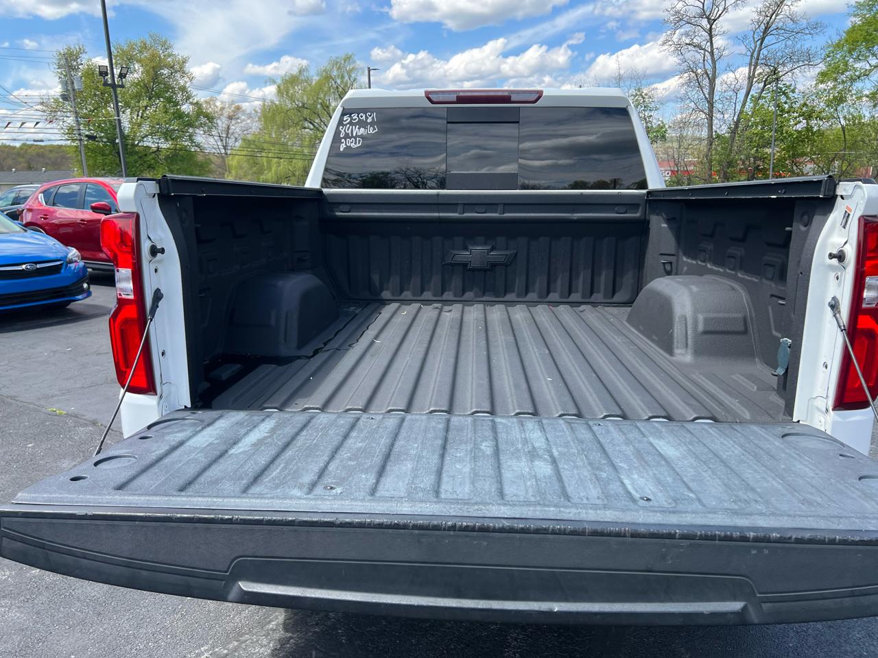 Chevrolet Silverado 1500 4WD Crew Cab 147" RST 2020