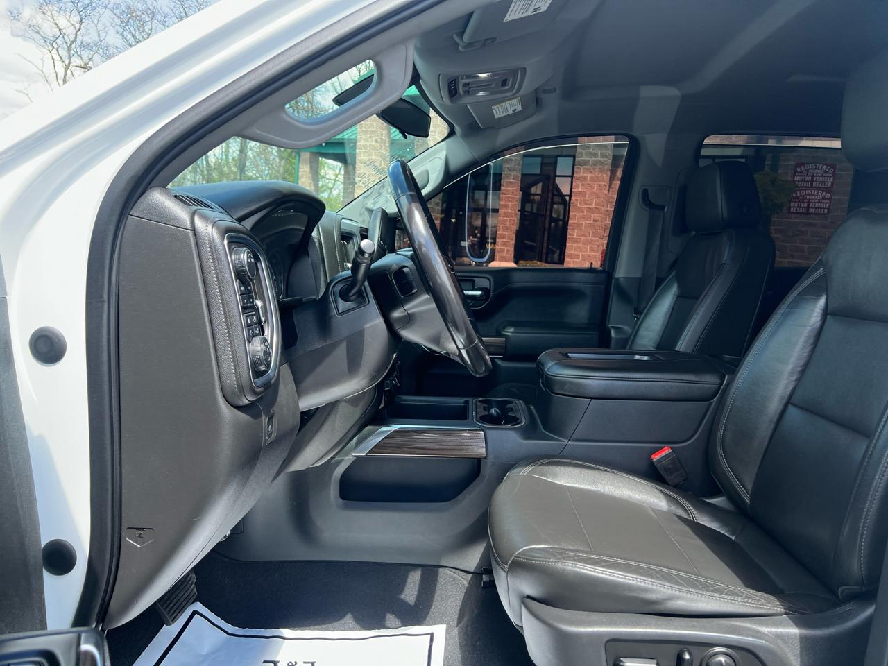 Chevrolet Silverado 1500 4WD Crew Cab 147" RST 2020