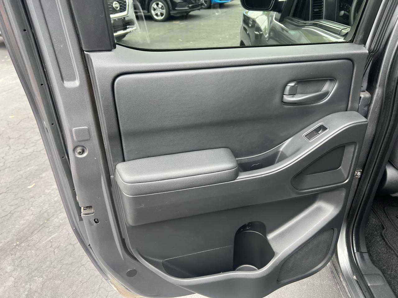 Nissan Frontier Crew Cab 4x4 S Auto 2022