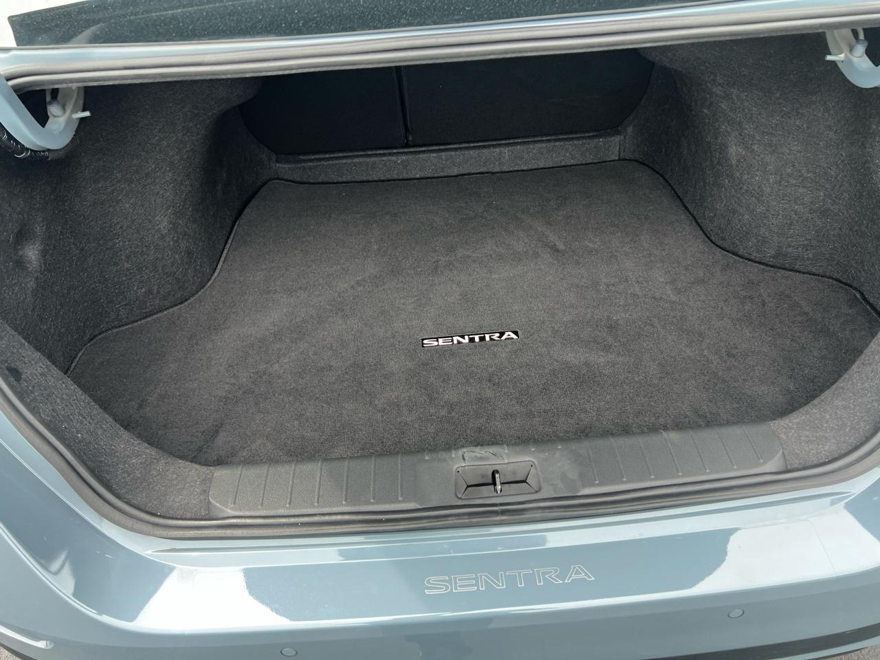 Nissan Sentra SR CVT 2024