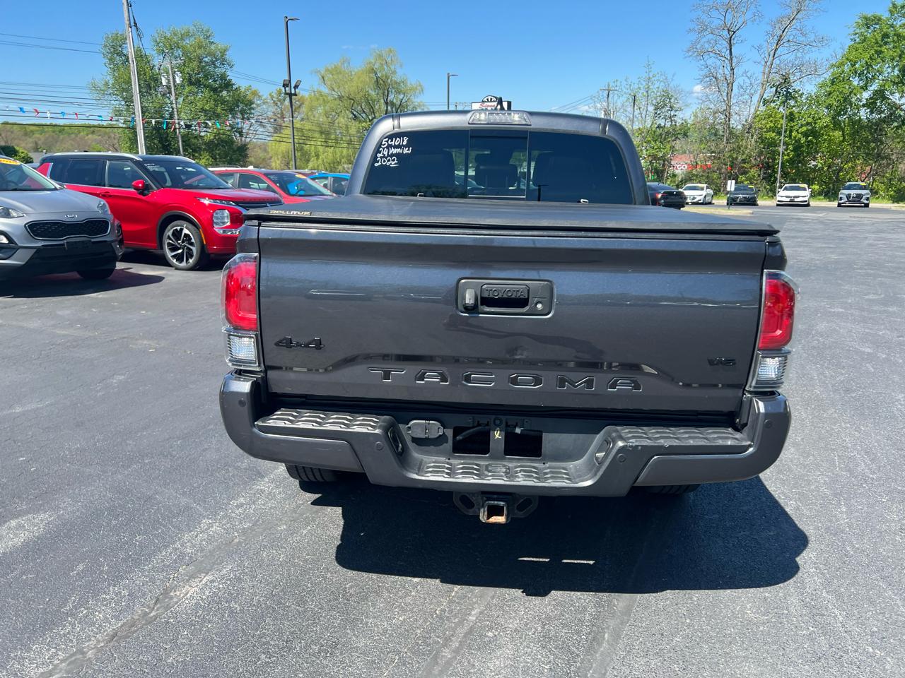 Toyota Tacoma 4WD Limited Double Cab 5' Bed V6 AT (Natl) 2022