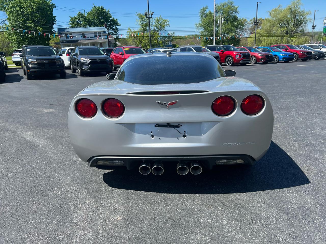 Chevrolet Corvette 2dr Cpe 2005
