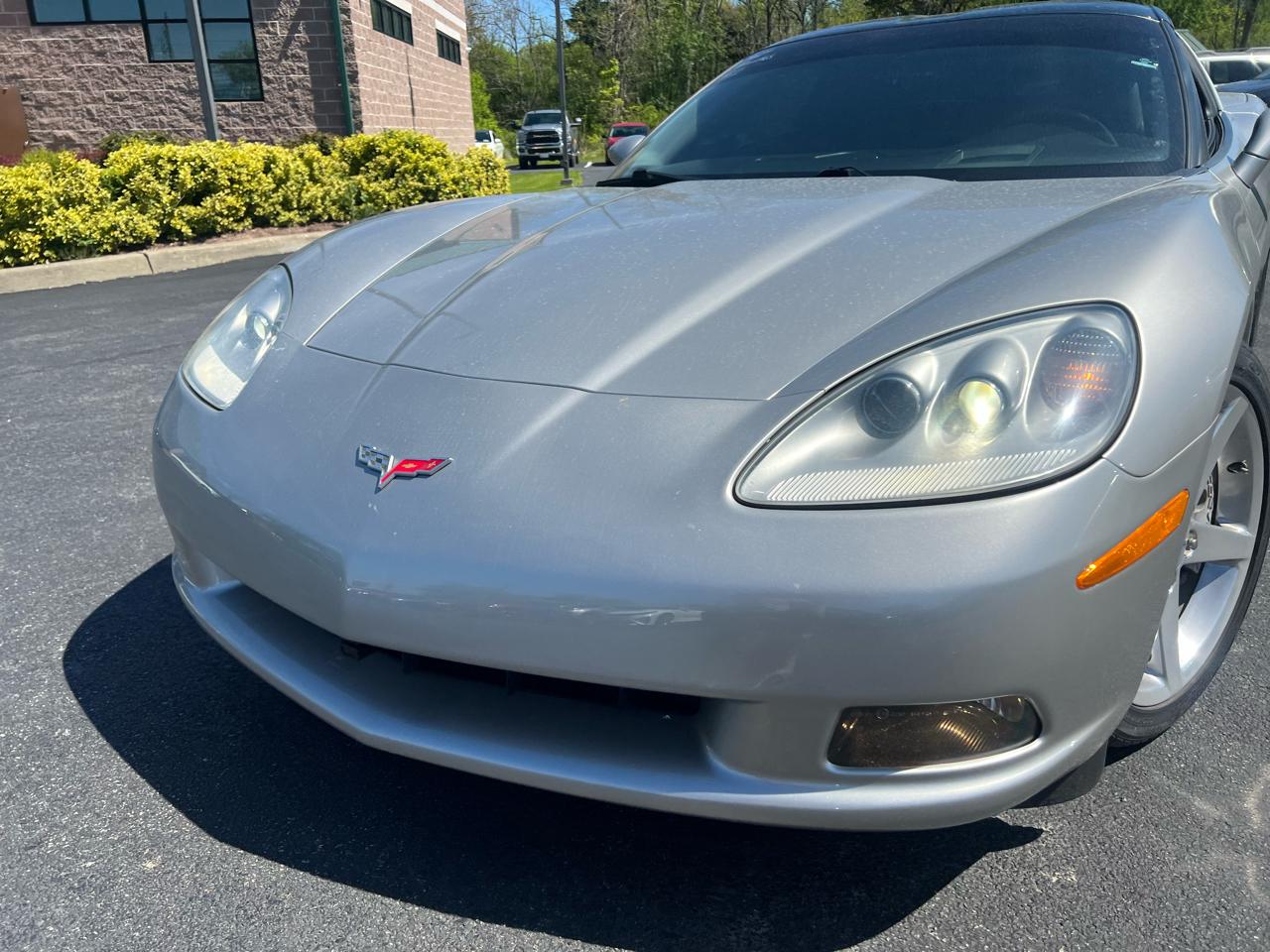 Chevrolet Corvette 2dr Cpe 2005