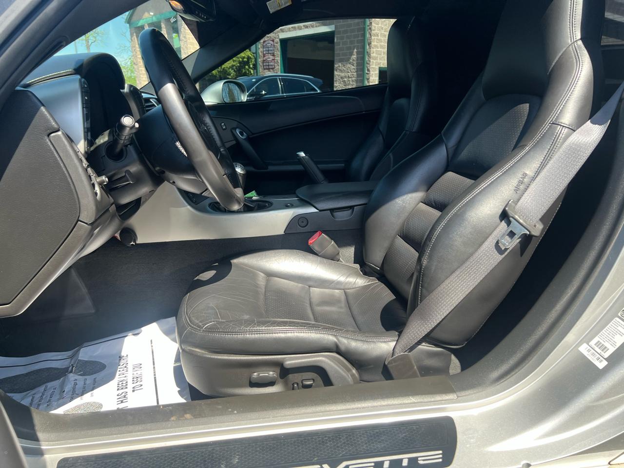 Chevrolet Corvette 2dr Cpe 2005