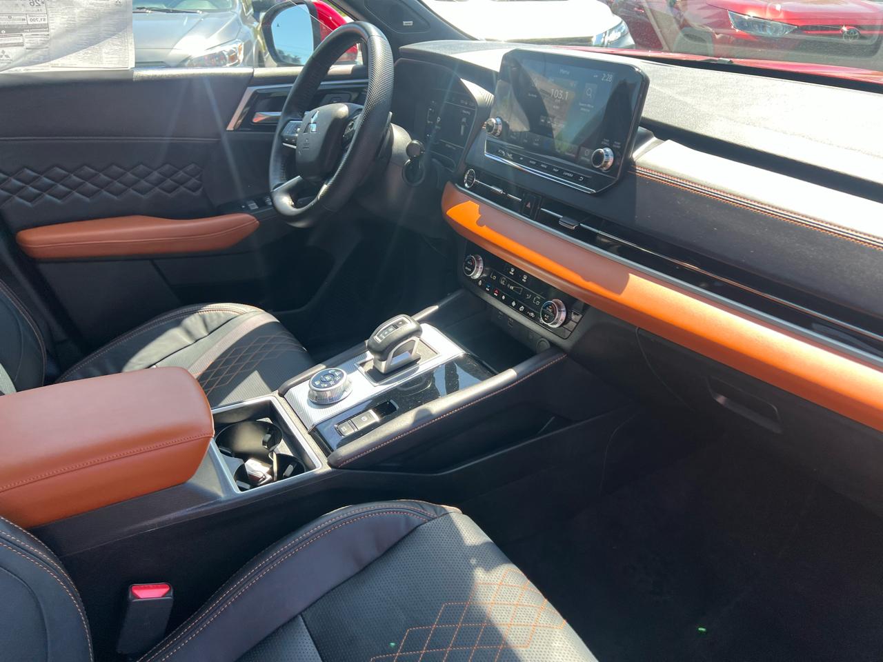 Mitsubishi Outlander SEL S-AWC 2023