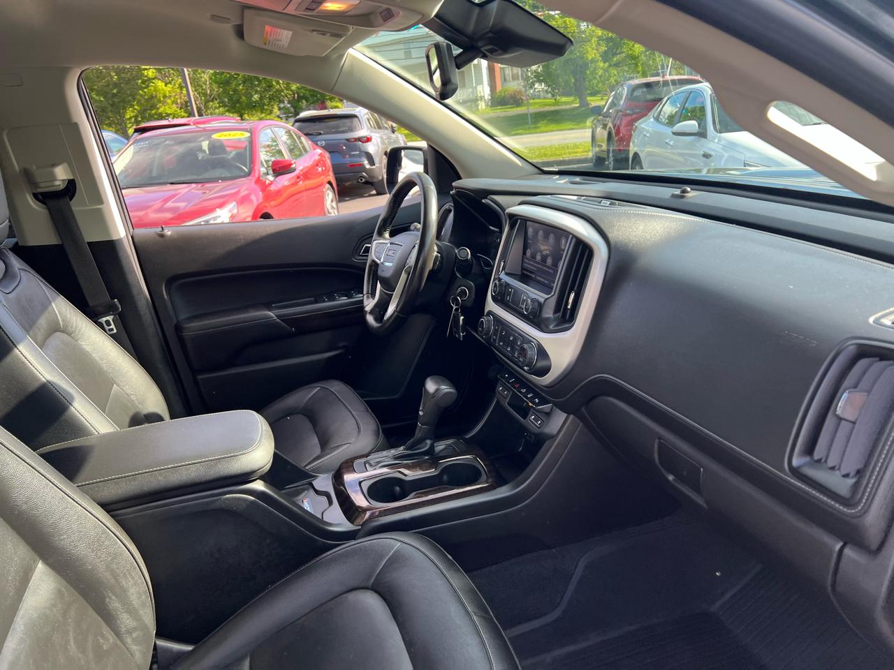 GMC Canyon 4WD Crew Cab 128" SLT 2020