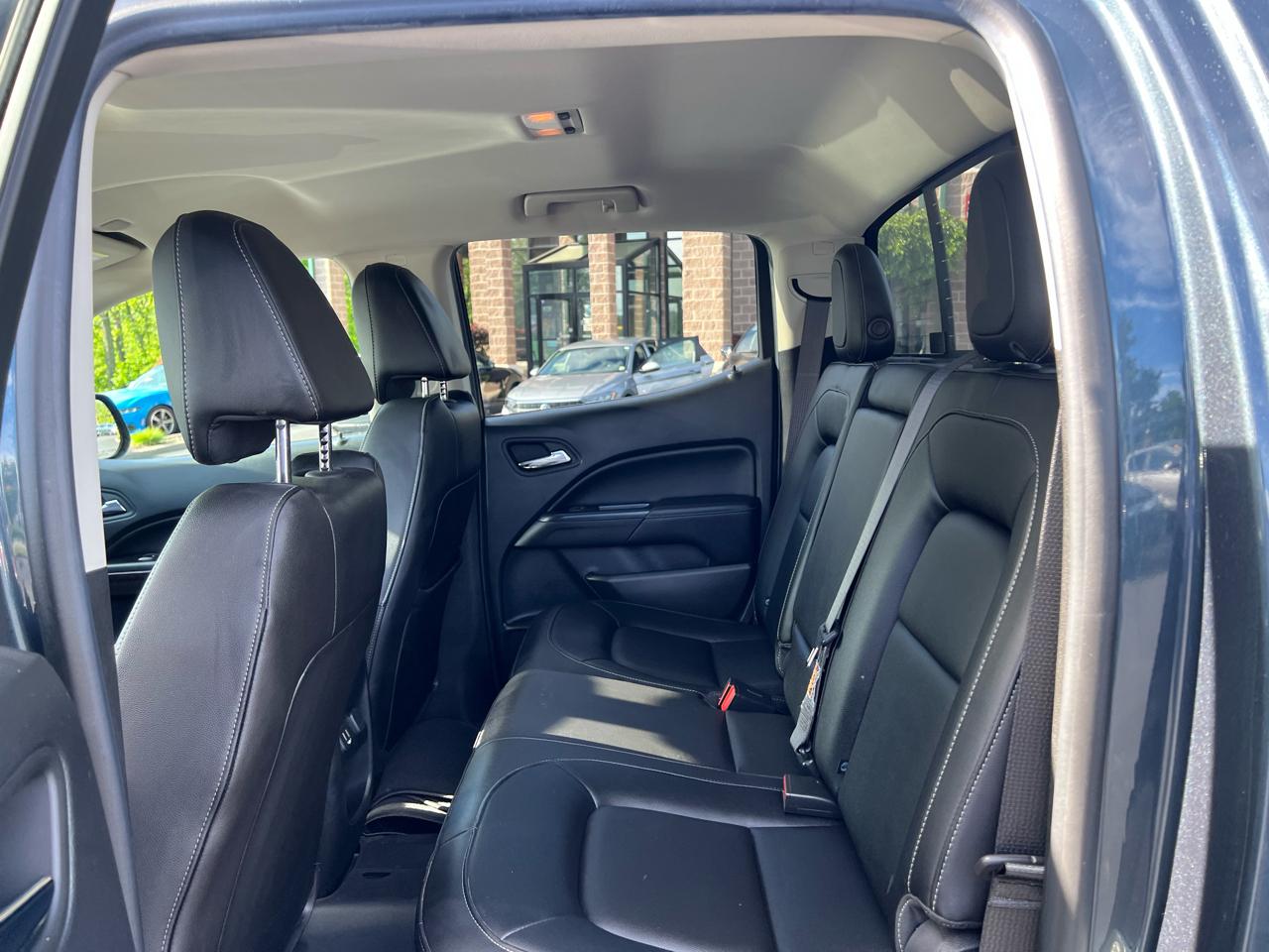 GMC Canyon 4WD Crew Cab 128" SLT 2020