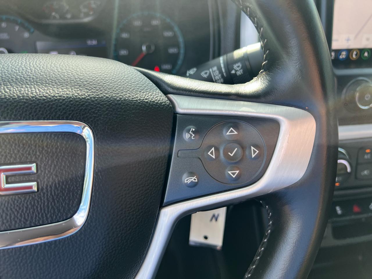GMC Canyon 4WD Crew Cab 128" SLT 2020