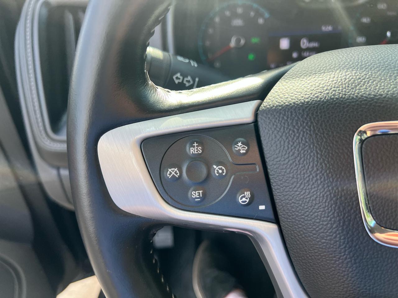 GMC Canyon 4WD Crew Cab 128" SLT 2020