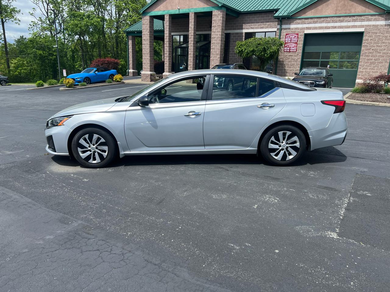 Nissan Altima 2.5 S Sedan 2024