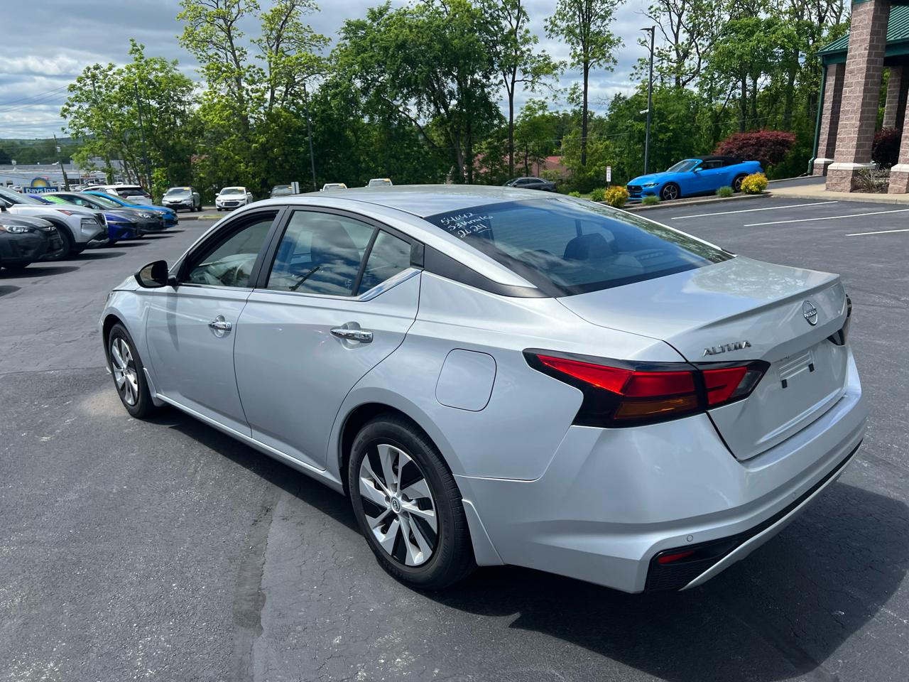 Nissan Altima 2.5 S Sedan 2024