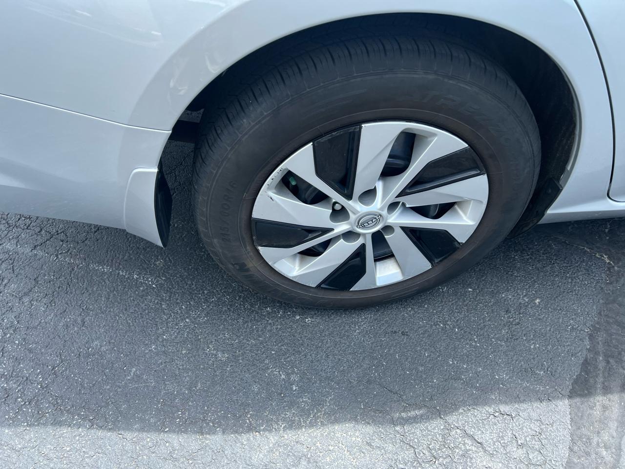 Nissan Altima 2.5 S Sedan 2024