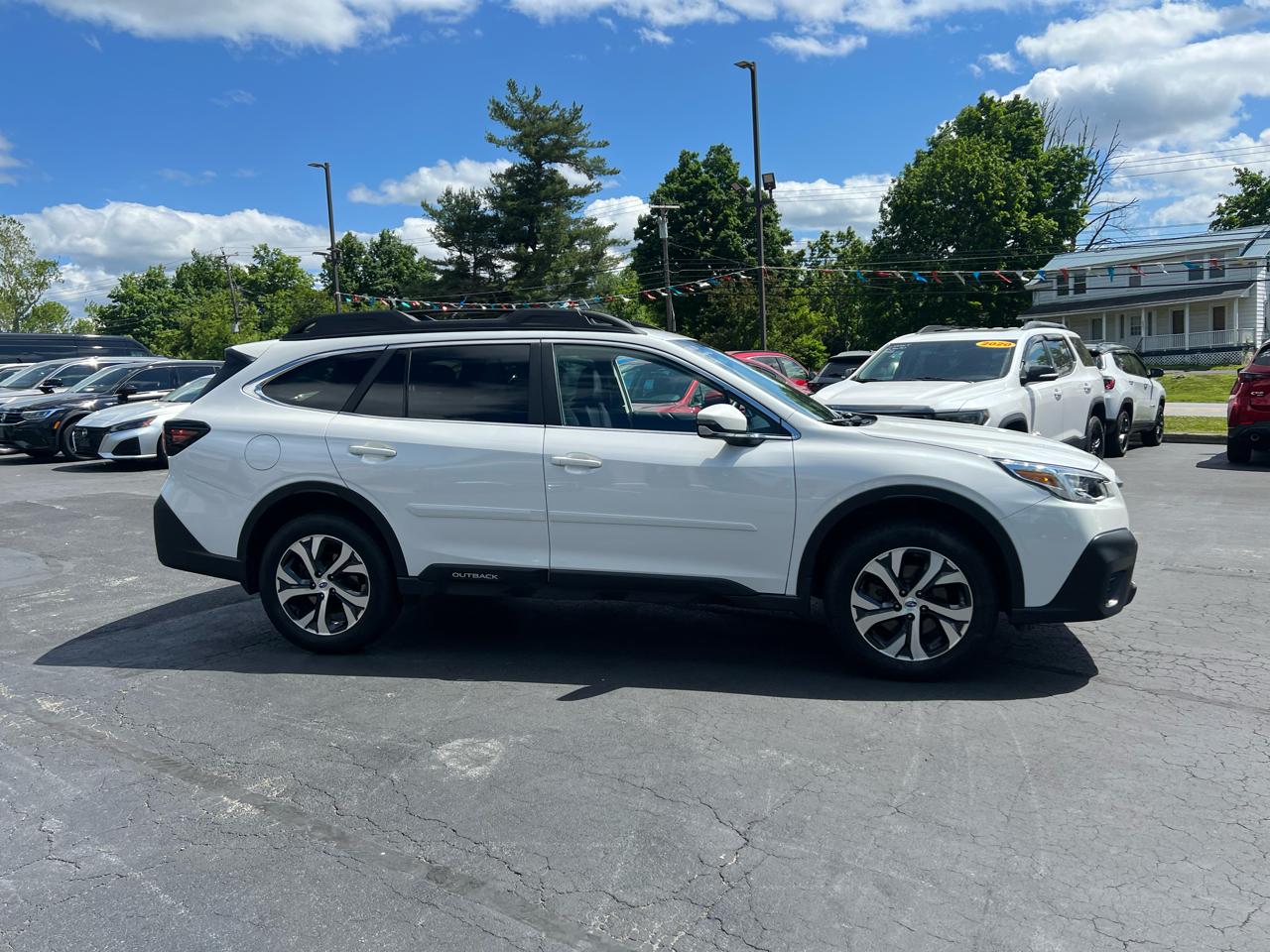 Subaru Outback Limited CVT 2021