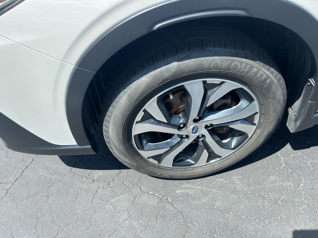 Subaru Outback Limited CVT 2021