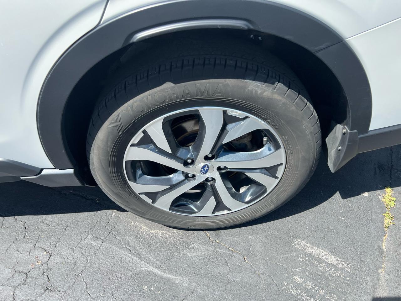 Subaru Outback Limited CVT 2021