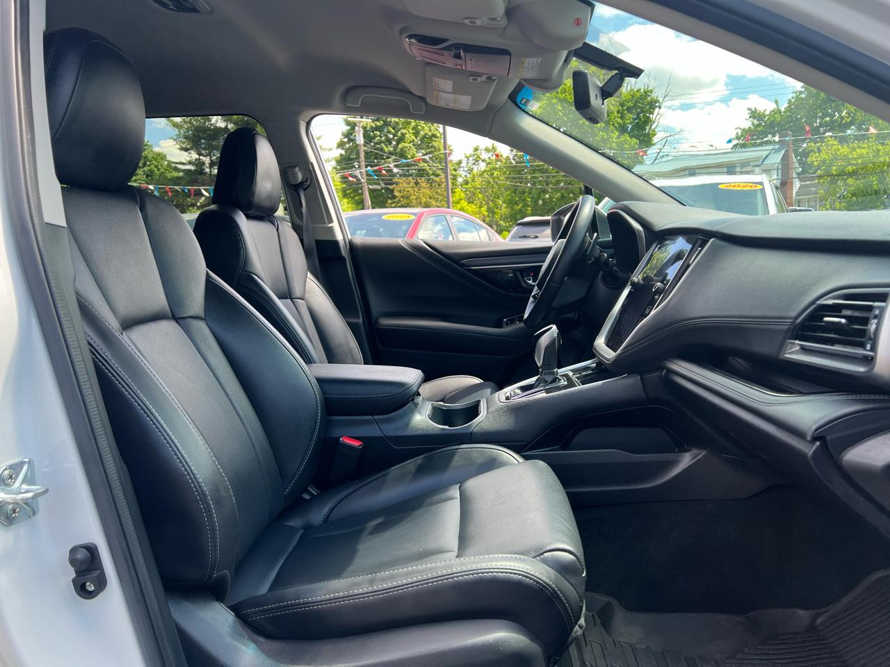 Subaru Outback Limited CVT 2021