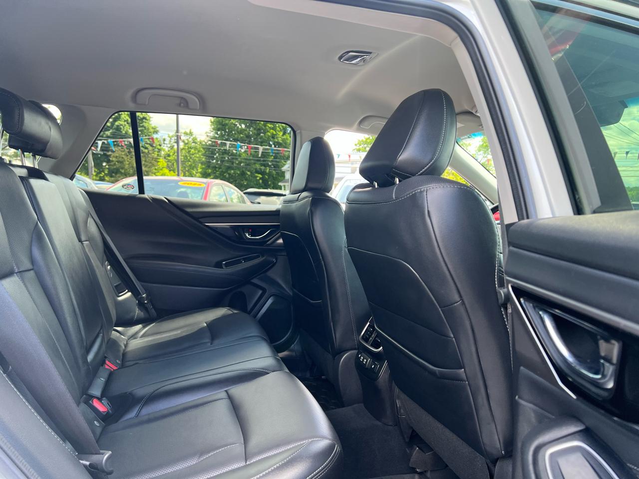 Subaru Outback Limited CVT 2021