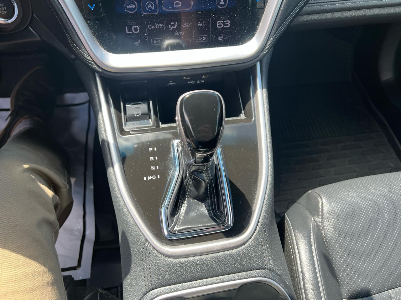 Subaru Outback Limited CVT 2021