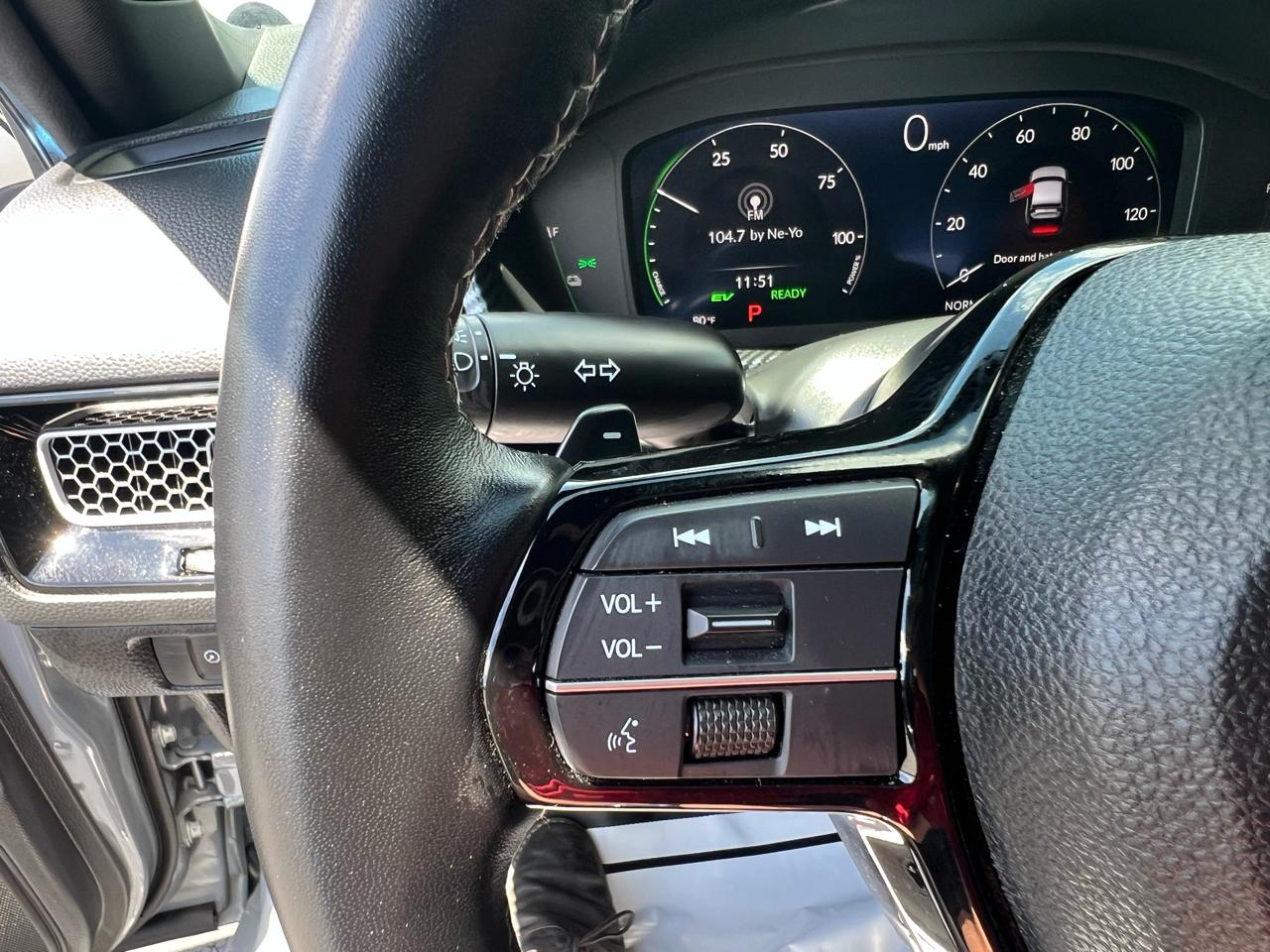 Honda Civic Hatchback Hybrid Sport Touring CVT 2025