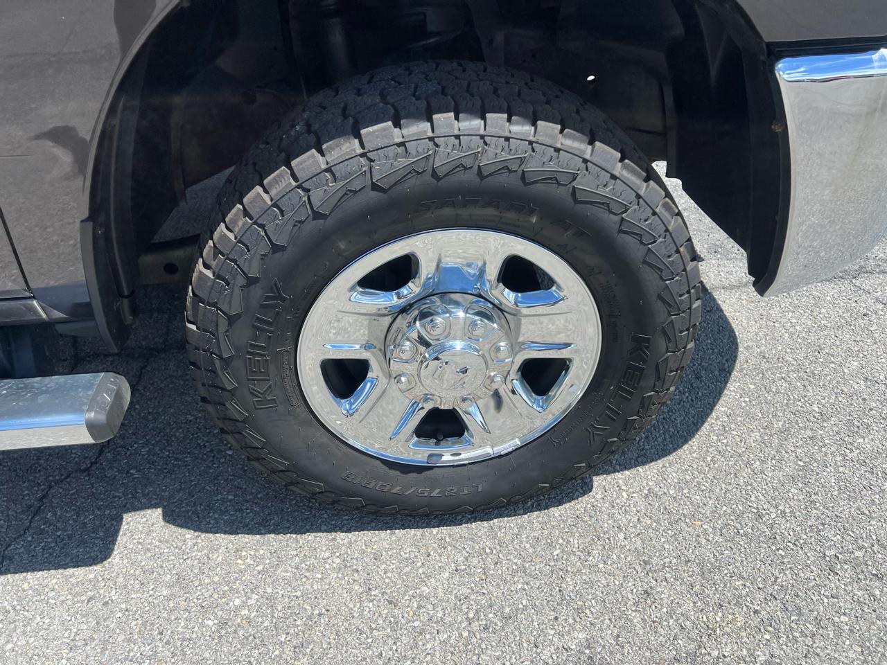 RAM 3500 Tradesman 4x4 Reg Cab 8' Box 2021