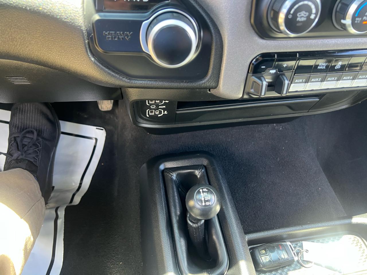 RAM 3500 Tradesman 4x4 Reg Cab 8' Box 2021